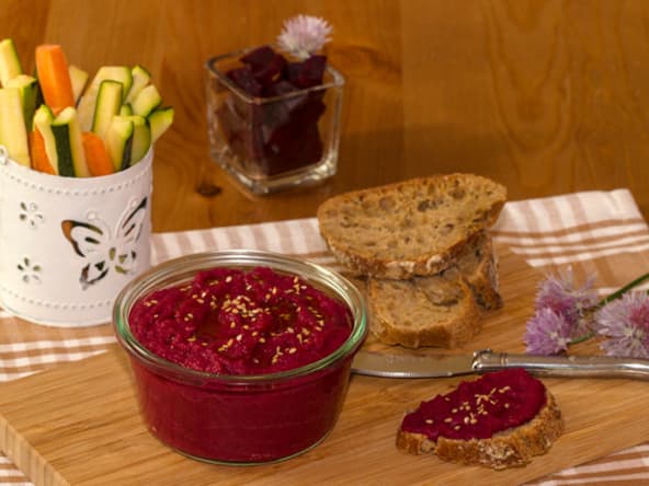 Houmous de betterave au cumin