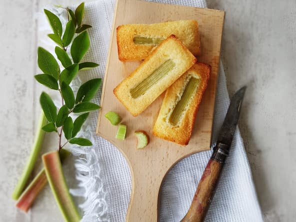 Financiers à la rhubarbe
