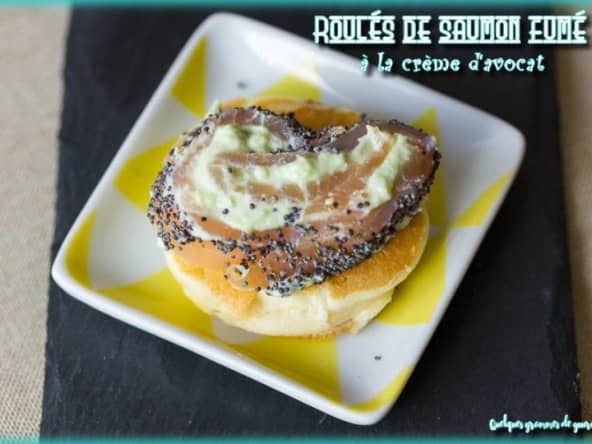 Roulés de saumon fumé à la crème d'avocat : une recette ultra simple pour l'apéritif