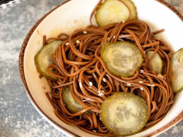 Moules au gingembre et nouilles soba