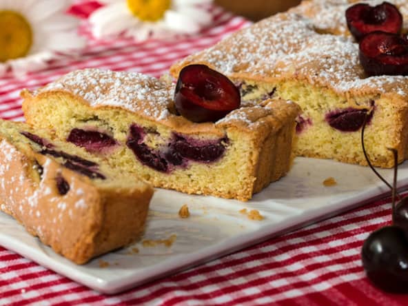 Tarte biscuitée aux cerises noires