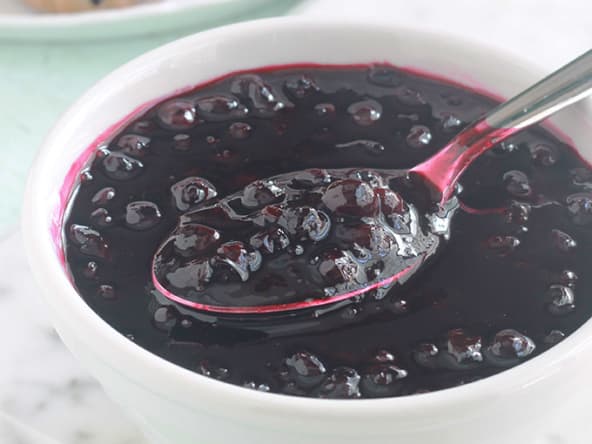 Coulis de myrtilles maison ou sauce aux bleuets