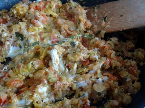 Compotée de courgettes et tomates à l’œuf