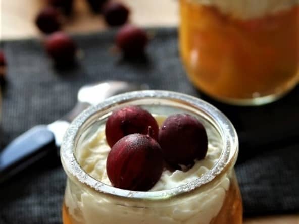 Verrines pêches-verveine, chantilly coco