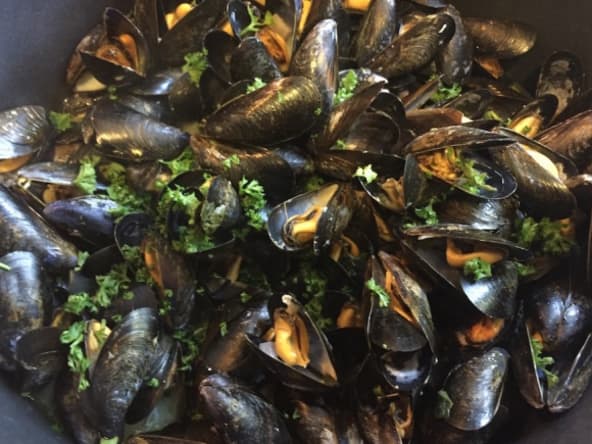 Délicieuses moules marinière express