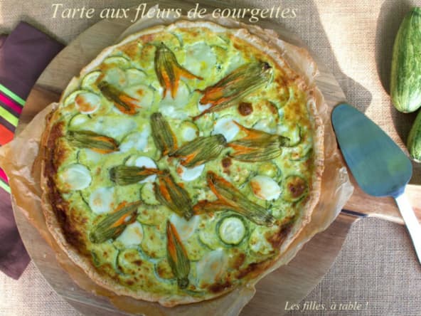Tarte fleurs de courgettes, courgettes et mozzarella