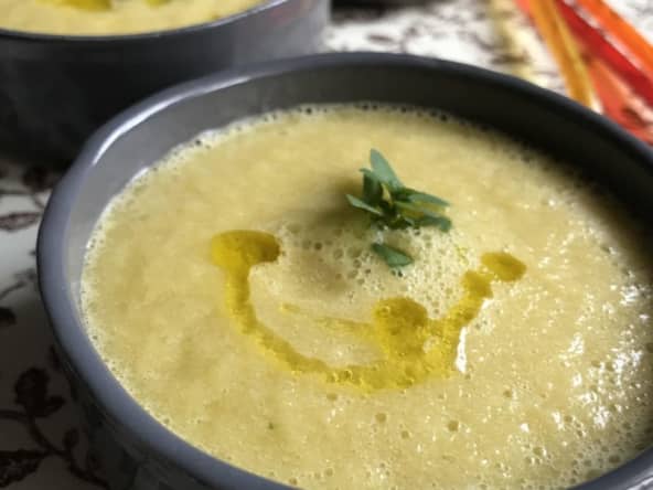 Soupe froide melon concombre