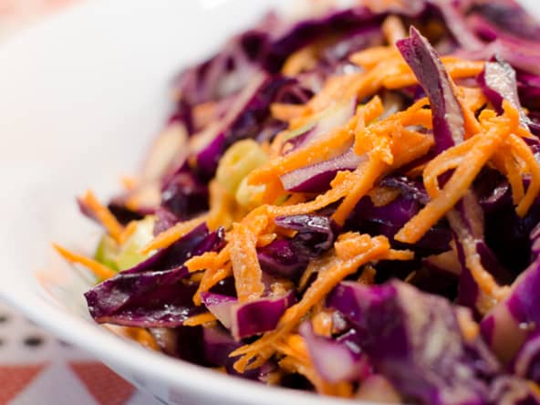 Coleslaw au chou rouge, au gingembre et au soja sucré