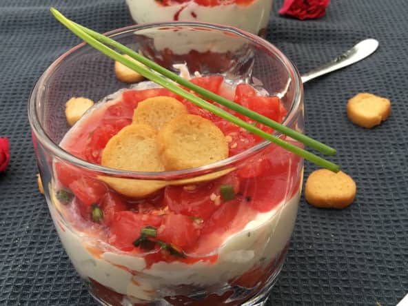 Tiramisu salé à la tomate et au boursin