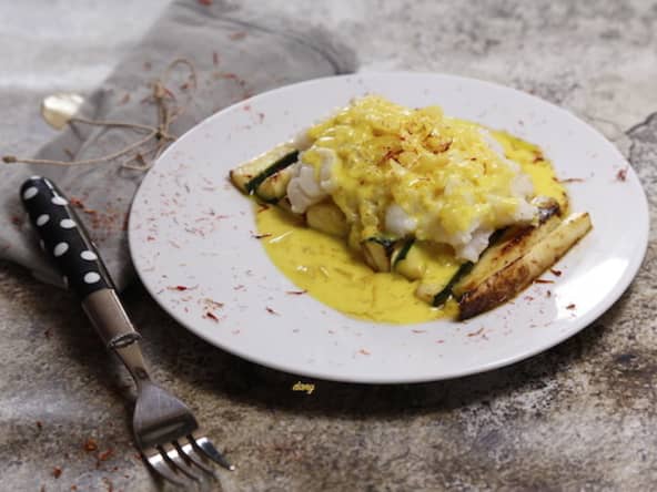 Filets de loup à la crème de safran