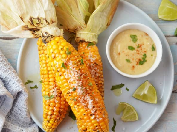 Maïs grillé au beurre d'amande et miso épicé