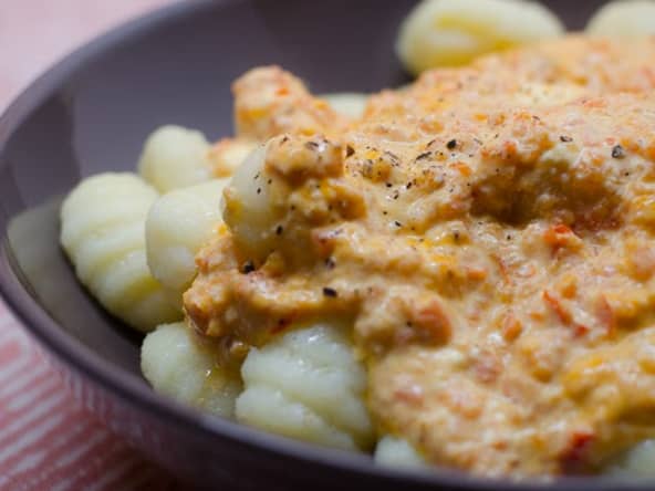 Gnocchi à la crème de poivron et au parmesan