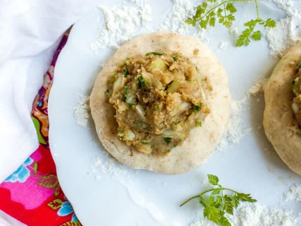 Aloo paratha de la cuisine indienne