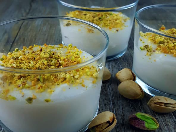 Crème à la fleur d'oranger et à la pistache d'inspiration libanaise