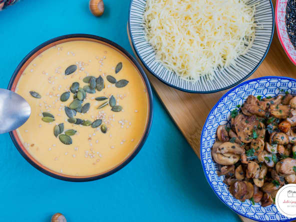 Velouté de patate douce, lentilles corail au lait de coco et gingembre