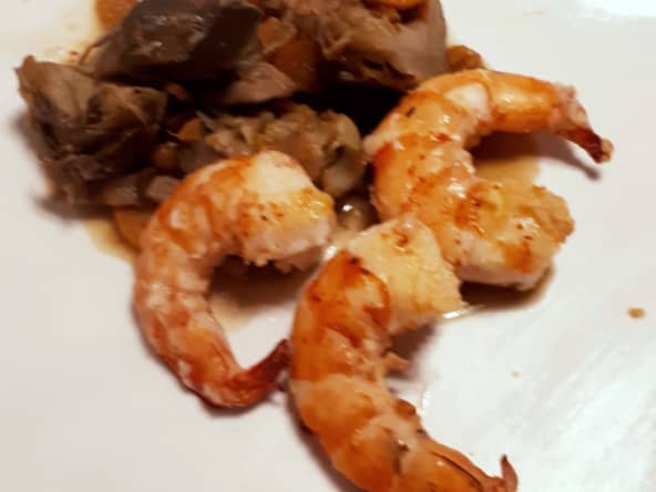 Gambas grillés – artichauts en barigoule de bisque de crustacé