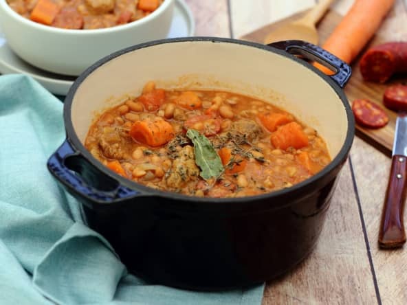 Sauté de veau mijoté aux haricots blancs, chorizo et carottes