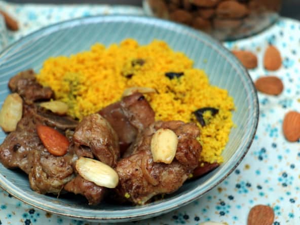 Tajine de dinde aux amandes et boulghour aux fruits secs