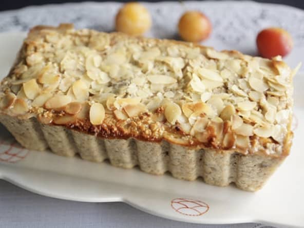 Cake bananes flocons d’avoine mirabelles et amandes