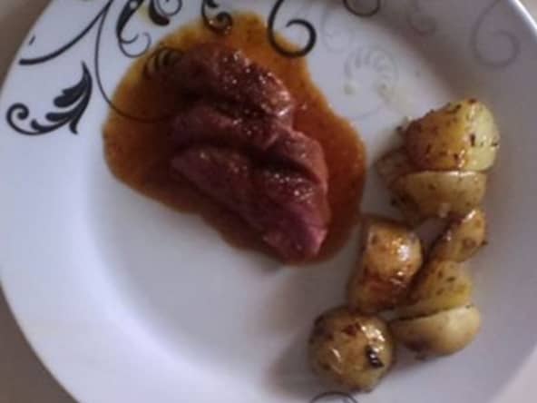 Magret de canard sucré salé sauce miel orange