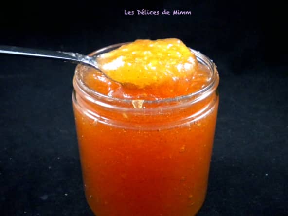 Confit de pommes au rhum