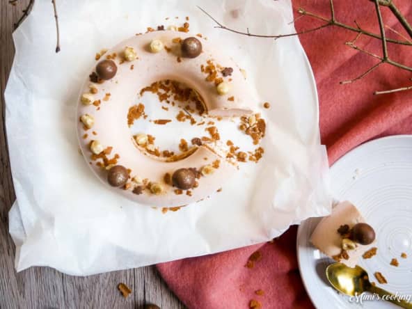 Gâteau nuage marron et noisette