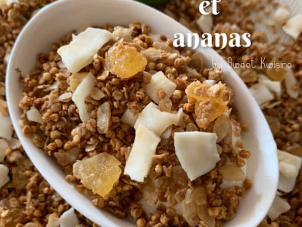 Le granola maison quinoa soufflé, coco, ananas et sirop batterie