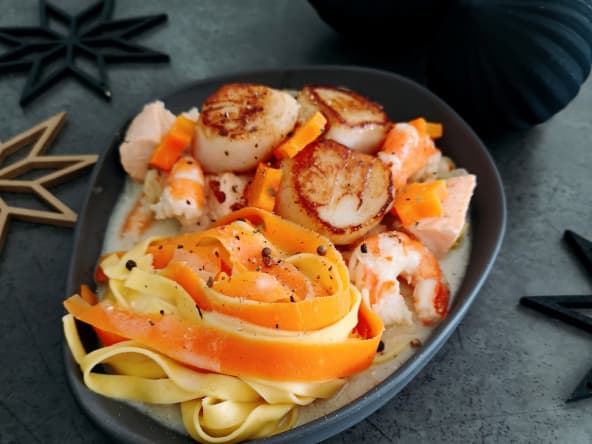 Navarin de la mer au Sauternes, Saint-Jacques snackées et duo de tagliatelles