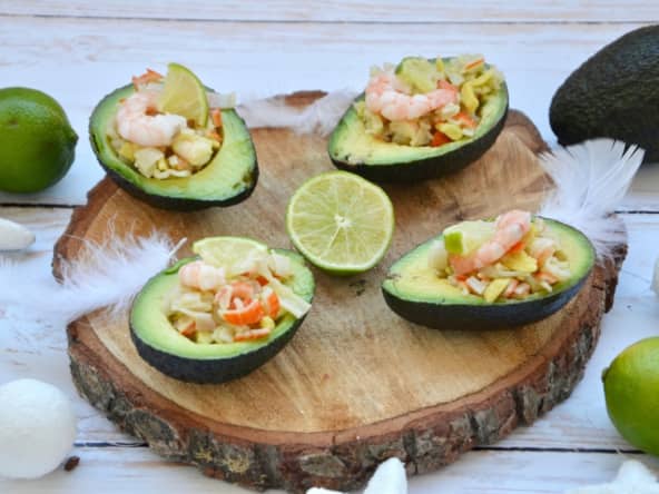 Avocats farcis au surimi et aux crevettes