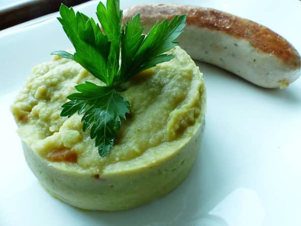 Accompagnement : purée de pois cassés