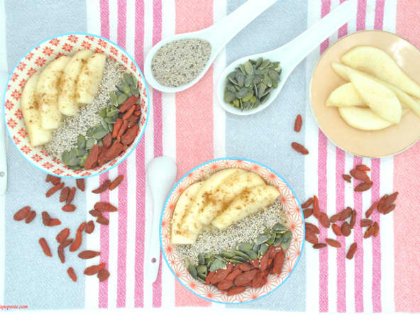 Porridge pomme poire et graines et baies de goji