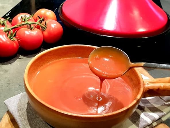 Soupe de Tomate Au Basilic