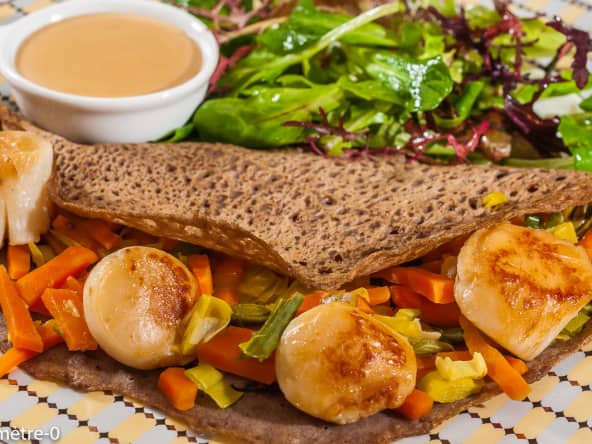 Galettes aux saint jacques et légumes d'hiver