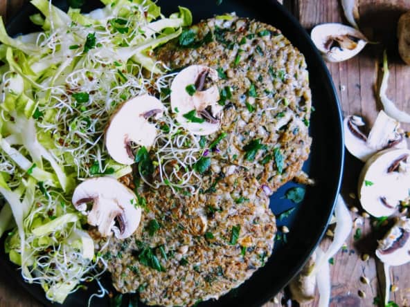 Galettes de sarrasin aux champignons de Paris