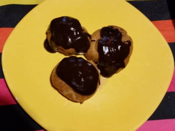 Profiteroles au chocolat 
