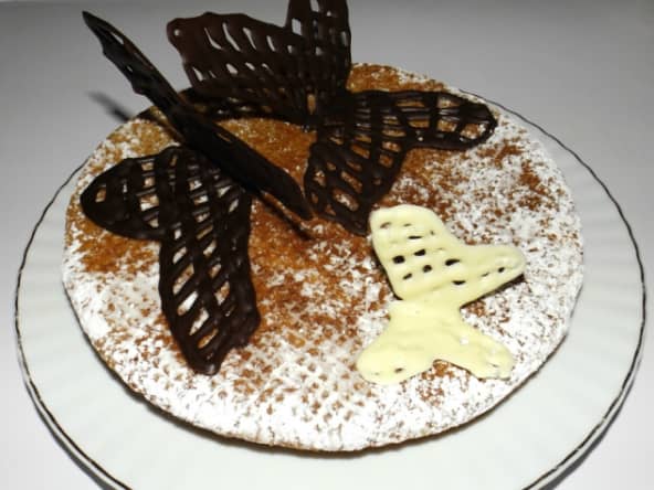 Gâteau au chocolat blanc et aux fraises