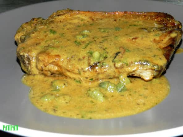 Côte de porc sauce moutarde-cornichons