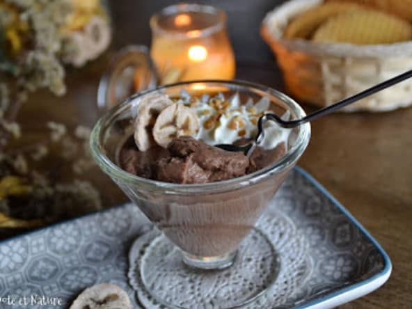 Crèmes au chocolat et à la fève tonka