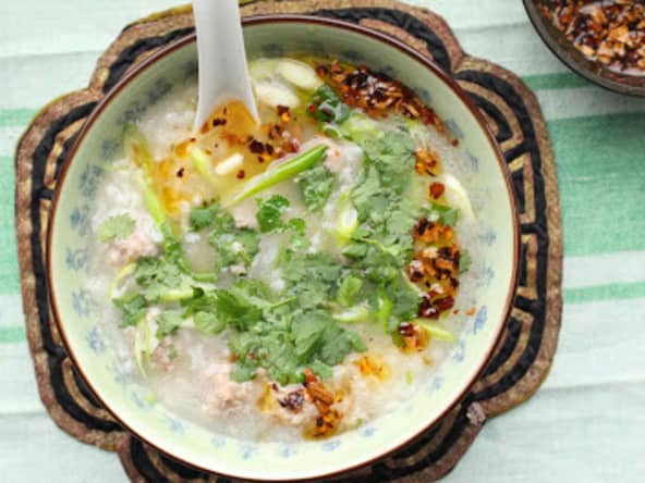 Porridge de riz facile aux boulettes de porc comme au Laos