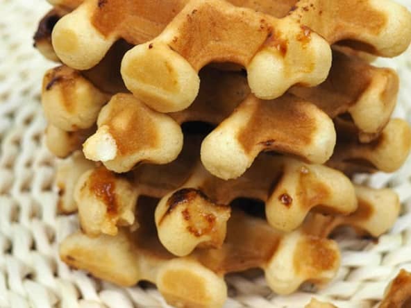 Gaufres croquantes au sucre perlé végétales