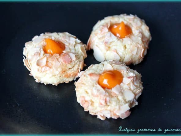 Thumbprint cookies à la crème d'abricot