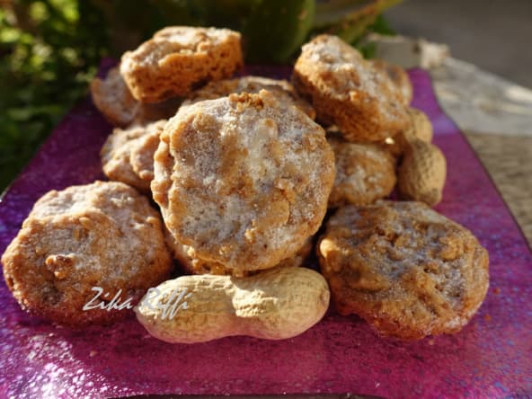 Biscuits aux cacahuètes (petits fours)