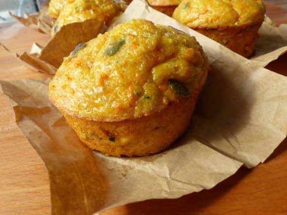 Muffins de quinoa aux carottes et au chèvre frais
