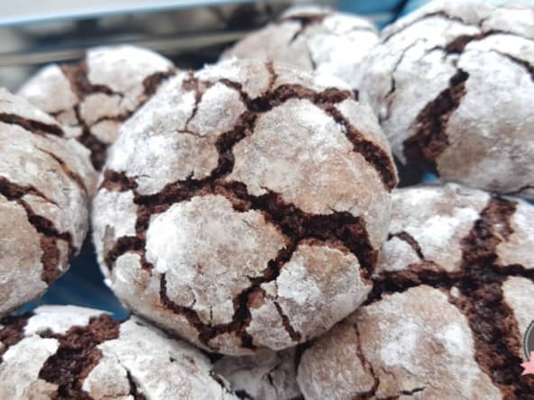 Crinkles au chocolat ou Gâteaux moelleux craquelés au chocolat