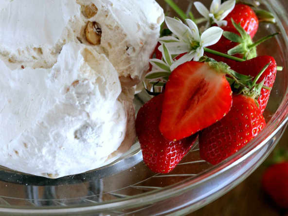 Meringues aux noisettes torréfiées 