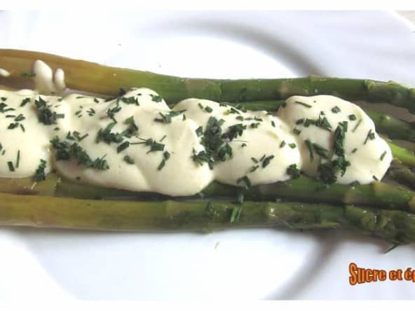 Asperges sauce mousseline