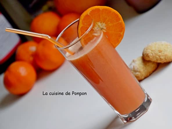 Jus aux agrumes et pain de singe, vegan