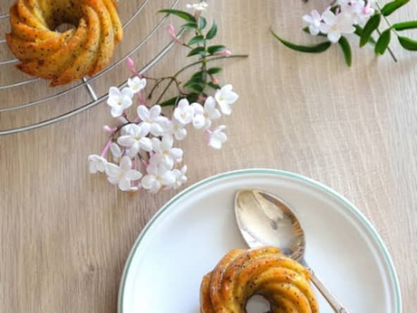 Mini-bundt au citron et graines de pavot