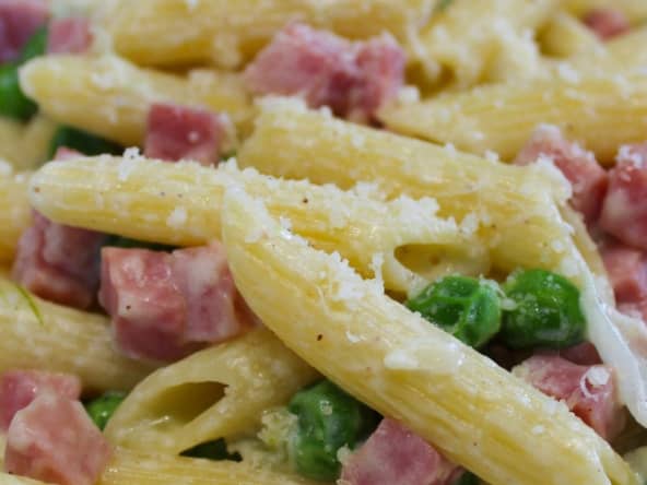 Pâtes aux Petits-Pois, Jambon et Parmesan