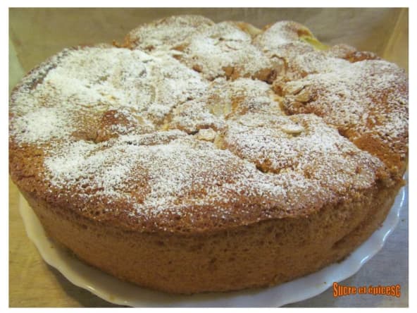 Sharlotka : un gâteau ultra léger à la rhubarbe